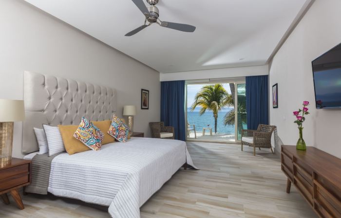 Vista Vallarta All Suites on the Beach