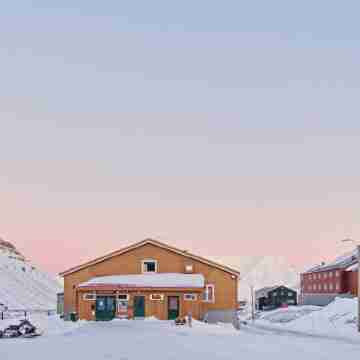 Coal Miners’ Cabins Hotel Exterior