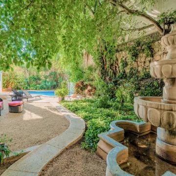 Maison del Embajador