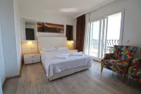 Gumbet Hotel - balcón