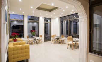 V Hotel Delphi