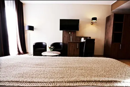 Le Zenith Hotel Oran Отели в г. Сиди-Шами