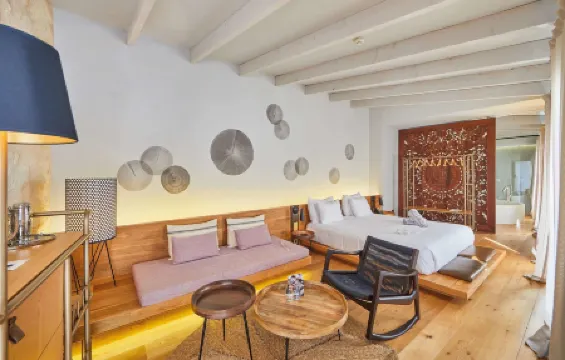 Puro Hotel Oasis Urbano