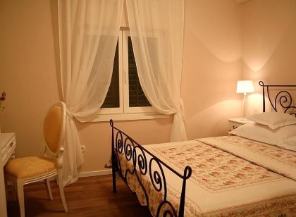 Banica Apartments & Rooms