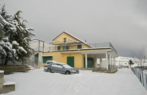 拉佩特羅薩家庭旅館