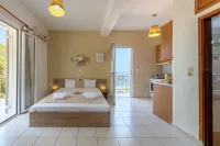 Faro Del Porto Hotels near Poros