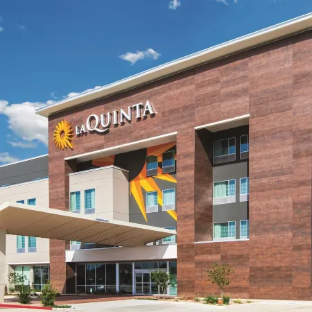 La Quinta Inn & Suites by Wyndham Richmond-Sugarland