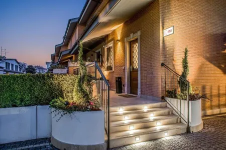 Borgo Aureo Отели рядом с достопримечательностью «Римский университет Тор Вергата»