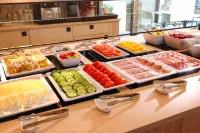 H+ Hotel 4Youth - Breakfast