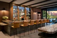 Sky Rock Sedona, a Tribute Portfolio Hotel - bar