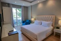 Hotel Luxury - balcony