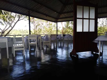 Seth Way Echo Village Отели в г. Миннерия