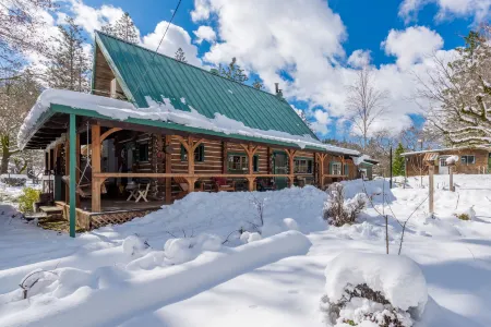 The Davies Family Inn