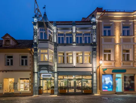 亞特剛尼斯特飯店