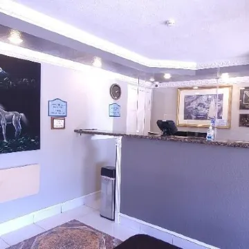 Sycamore Inn Chico University Area