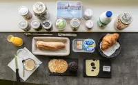 Chambre d'hôtes Au Coeur de Nancyb&B Proche Gare de Nancy - breakfast