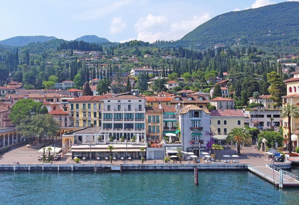 Hotel Du Lac Gardone Riviera