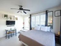 La Esmeralda PR Hotels near Museum of Contemporary Art