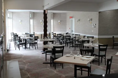 Interlaken Inn Отели рядом с достопримечательностью «The Hotchkiss School»