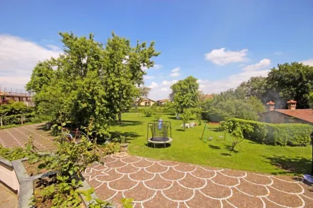 B&B Family First Отели в г. Треццо-суль-Адда