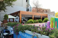 Hostal Emporda Hotels in Castelló d'Empúries