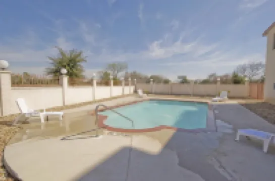 Americas Best Value Inn & Suites Hempstead Hotels in Waller