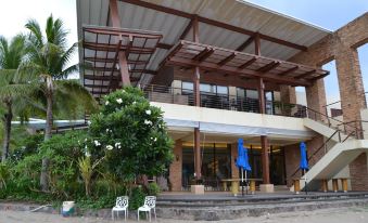 Apartment Carola B 711 at Pico de Loro - Housity