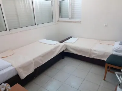 Sheffer House Hotels in Ramat Gan