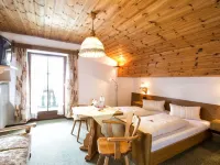 Landgasthof Schwarzberg Hotels in Inzell