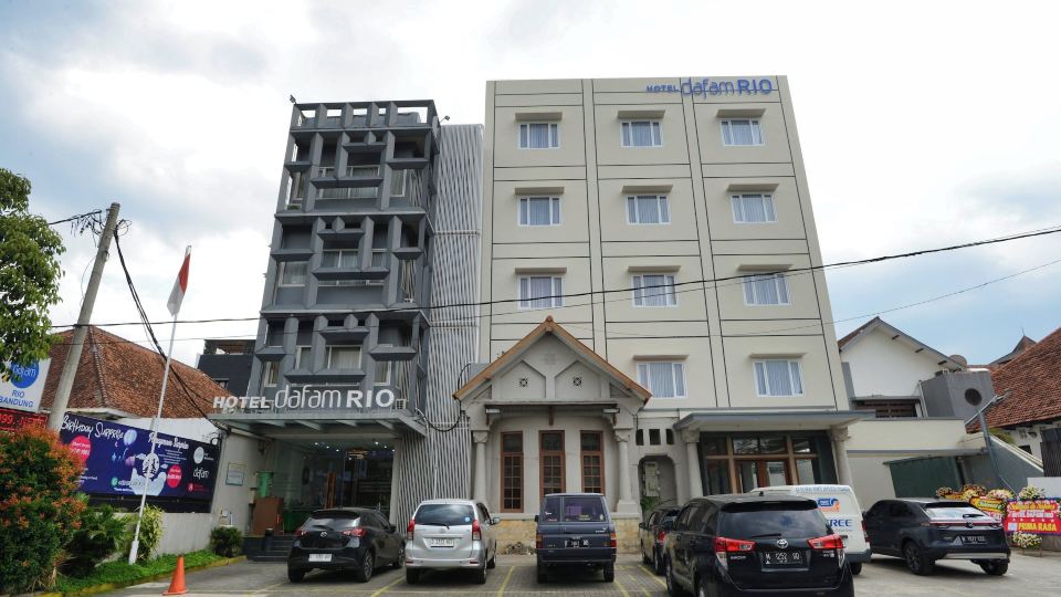 Hotel Dafam Rio