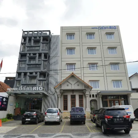 Hotel Dafam Rio