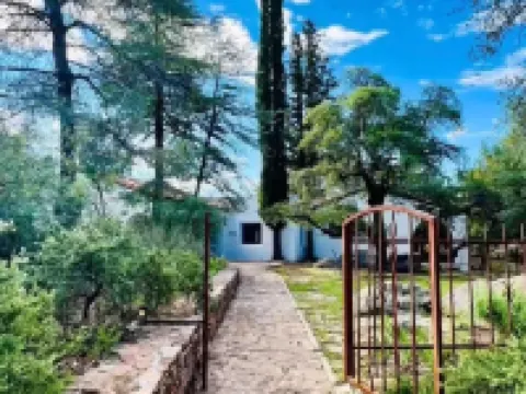 El Rancho Robles Hotels in Oracle