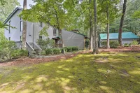 Large 5 Bdrm Golf Course home, Mountain Views, & Rumbling Bald amenities.