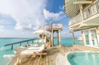 Soneva Jani - Pools