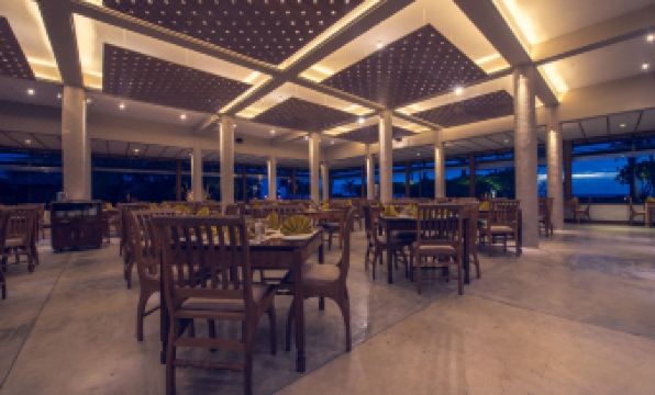 Ranweli Holiday Village