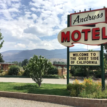 Andruss Motel