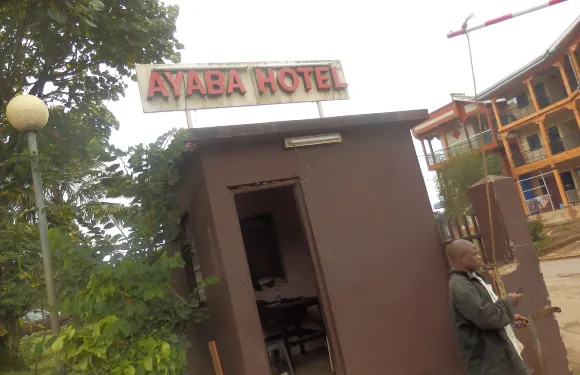 阿亞巴酒店