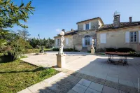 Domaine du Chauvet Hotels in Saint-Loubès