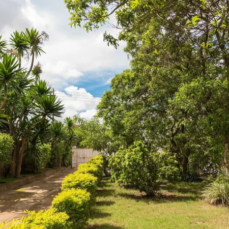 Spendwise Lodge and Apartments