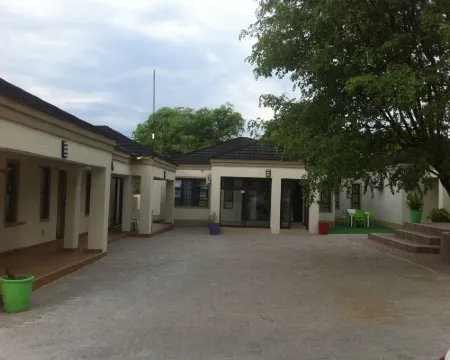 Lediba Guest Lodge Hotels in Maun