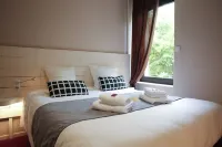 Hôtel la Couronne Hotel di Meilhan-sur-Garonne