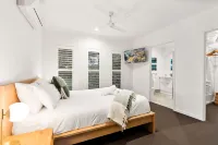 Cove Retreat - Kid Pet and Pool Paradise - Homestays