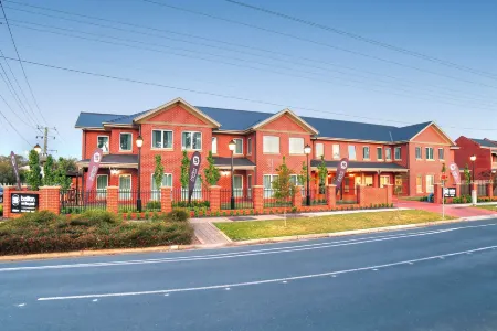 Best Western Plus Bolton on the Park Отели в г. Уогга-Уогга