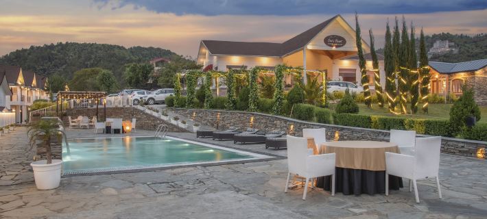 Chails Hamlet Hotels in Chail