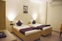 Date Palm Hotel Hotels near DADA BHAIYA