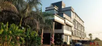 Hotel the Grand