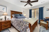 111 Hickory Springs in Wintergreen Resort Hotels near Greenstone Overlook