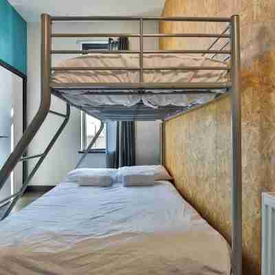 Studio 95 - Shared & Private Rooms Rooms