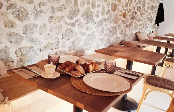 裏巴索斯德拉塞拉