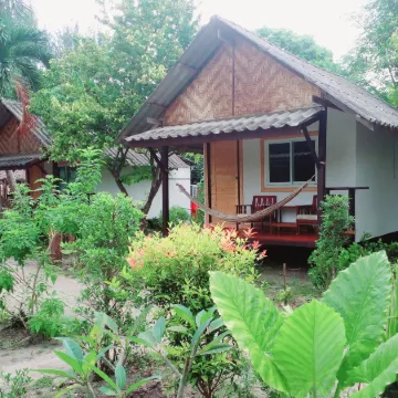 Lipe Garden Beach Resort